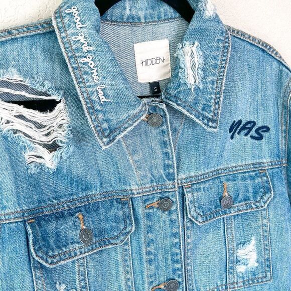 Hidden Jeans Embroidered Distressed Denim Jean Jacket, Size Small - Picture 2 of 6